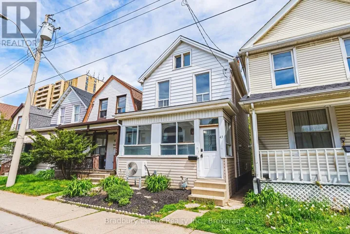 43 HARVEY STREET, Hamilton (Gibson), Ontario L8L2L9