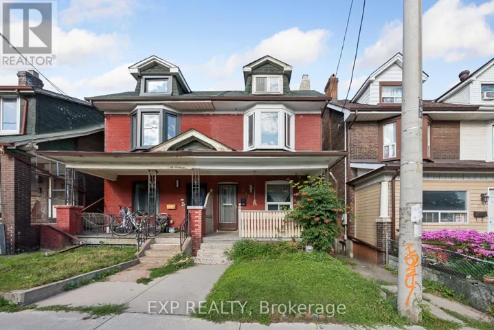 511 CARLAW AVENUE, Toronto (North Riverdale), Ontario M4K3J3