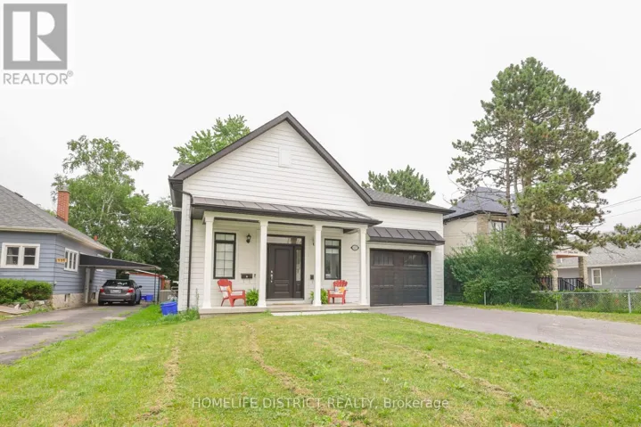 127 GIBBONS STREET, Oshawa (McLaughlin), Ontario L1J4Y1
