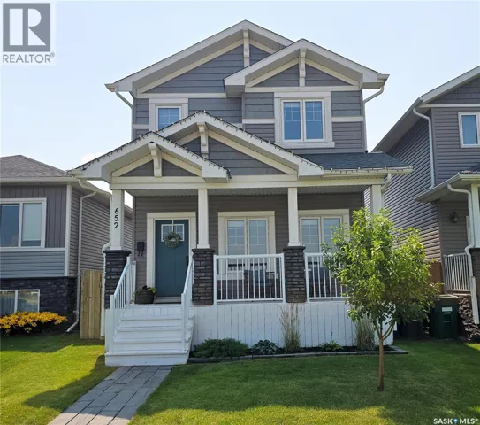 652 Ells CRESCENT, Saskatoon, Saskatchewan S7L6H9