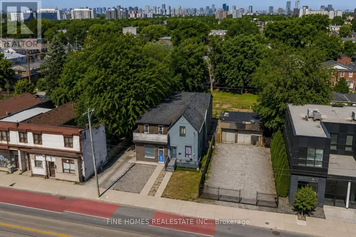 318 DUFFERIN STREET, Toronto (South Parkdale), Ontario M6K1Z6