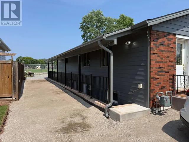 B - 541 CHAMBERLAIN ROAD, Burlington (Shoreacres), Ontario L7L2V2