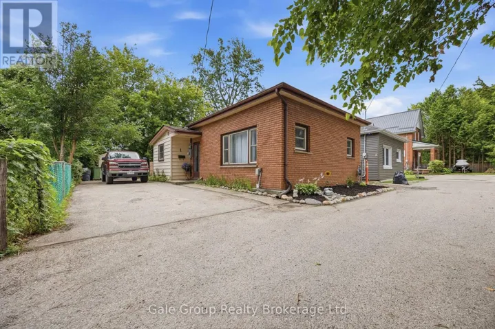 1 BRITTON DRIVE, St. Thomas, Ontario N5P3E4