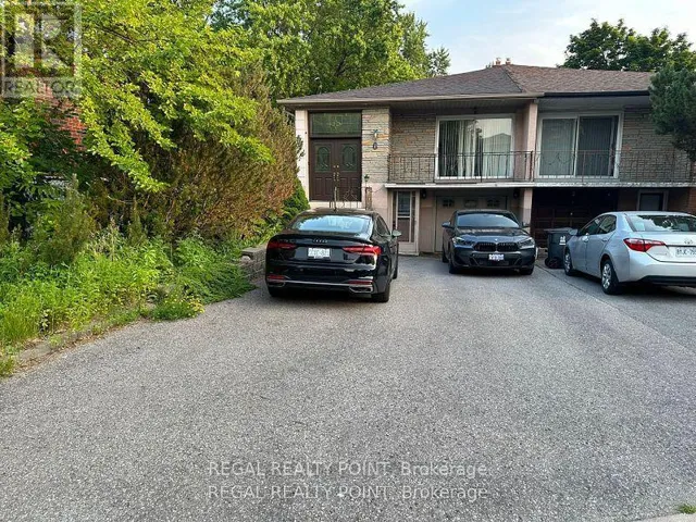 6 HARRINGTON CRESCENT, Toronto (Bayview Woods-Steeles), Ontario M2M2Y5