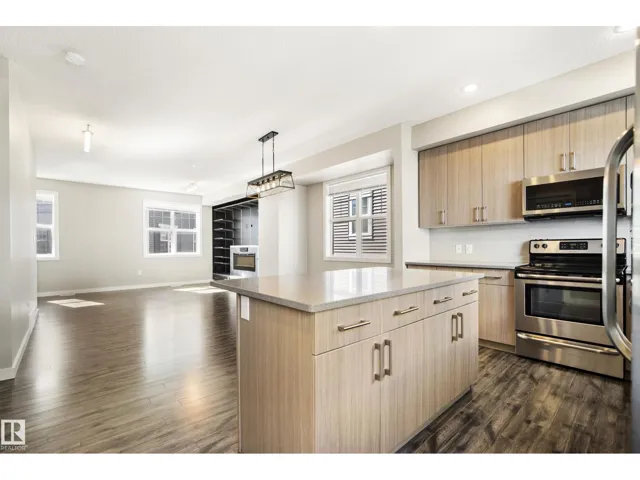 #82 2803 James Mowatt Trail SW, Edmonton, Alberta T6W2P5