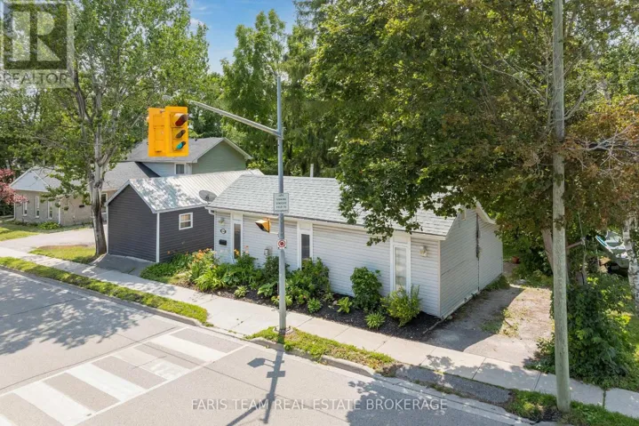 204 COX MILL ROAD, Barrie (Painswick North), Ontario L4N4G5