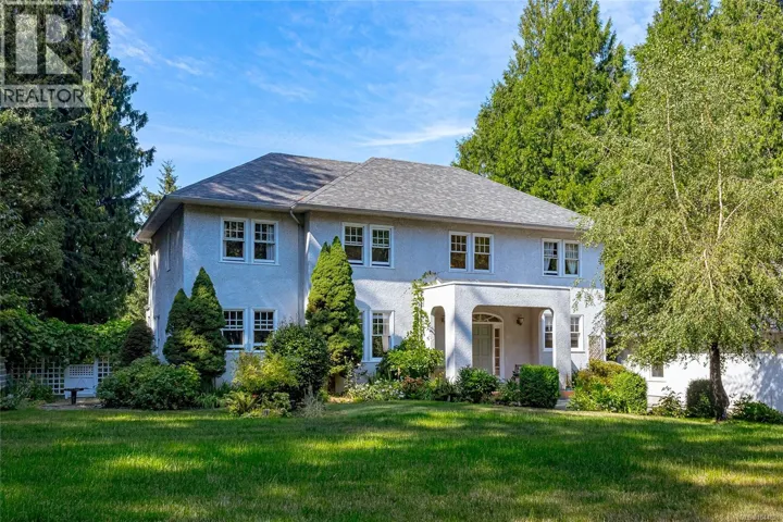 11418 Sycamore Pl, North Saanich, British Columbia V8L5L2
