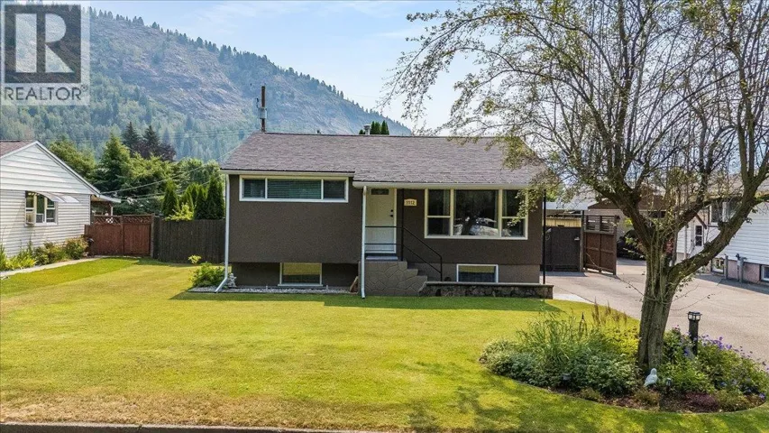 1112 Marianna Crescent, Trail, British Columbia V1R1C7