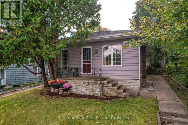 3 CORA STREET E, Huntsville, Ontario P1H1T5