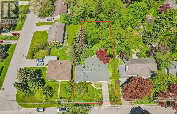 45 DEAN AVENUE, Guelph (Dovercliffe Park/Old University), Ontario N1G1K6