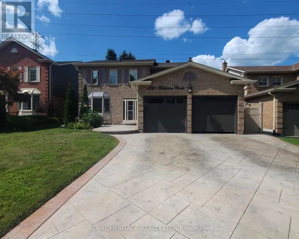 1221 FIELDSTONE CIRCLE, Pickering (Liverpool), Ontario L1X1B9