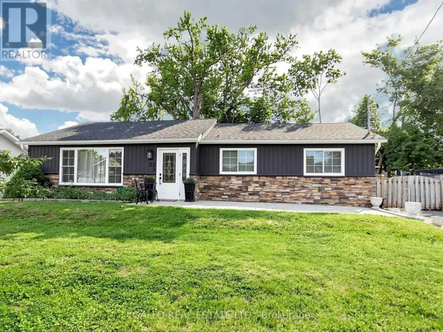 36 ELMVALE BOULEVARD, Whitchurch-Stouffville, Ontario L4A2Y3