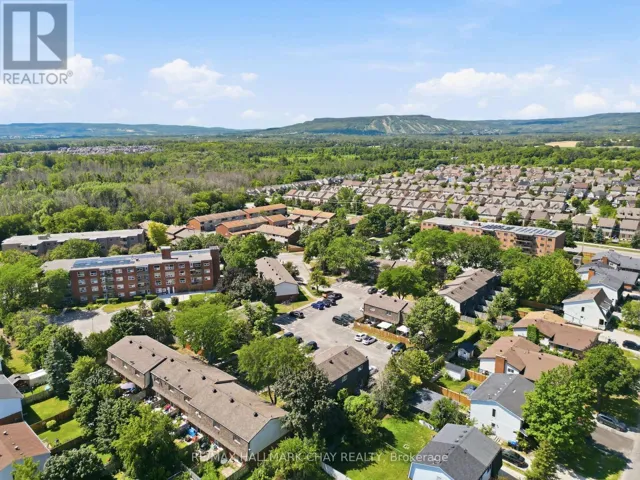536 TENTH STREET, Collingwood, Ontario L9Y4C1