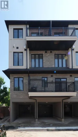 13 - 734 FRONT ROYAL STREET, Mississauga (Applewood), Ontario L4Y0C8