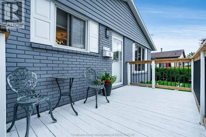 14 GREENBRIAR TRAIL, Wallaceburg, Ontario N8A4V4