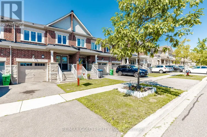 22 CLINTON STREET, Brampton (Northwest Brampton), Ontario L7A4K8