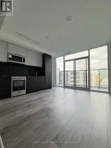 504 - 285 DUFFERIN STREET, Toronto (South Parkdale), Ontario M6K1Z7