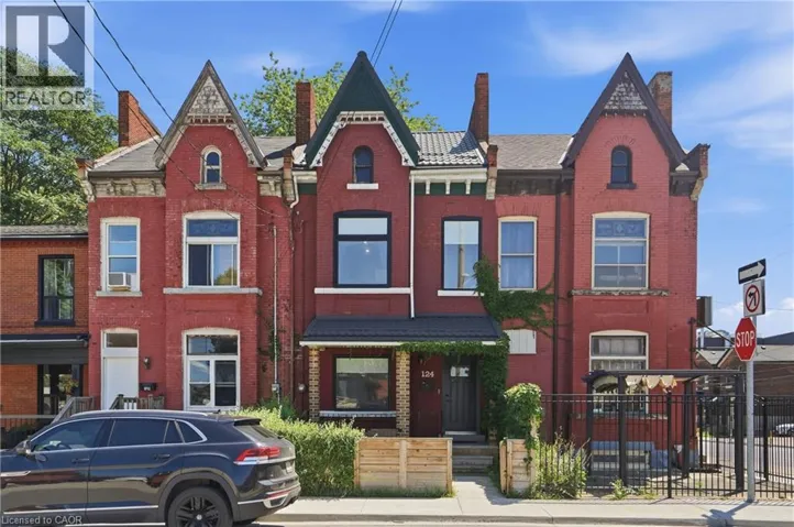 124 PARK Street N, Hamilton, Ontario L8R2N3