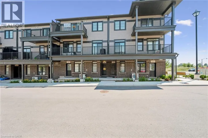 8 OAT Lane, Kitchener, Ontario N2R0T1