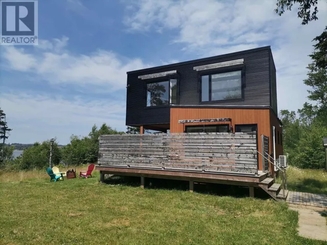 101 RIVERBANK Drive, Stratford, Prince Edward Island C1B3E7