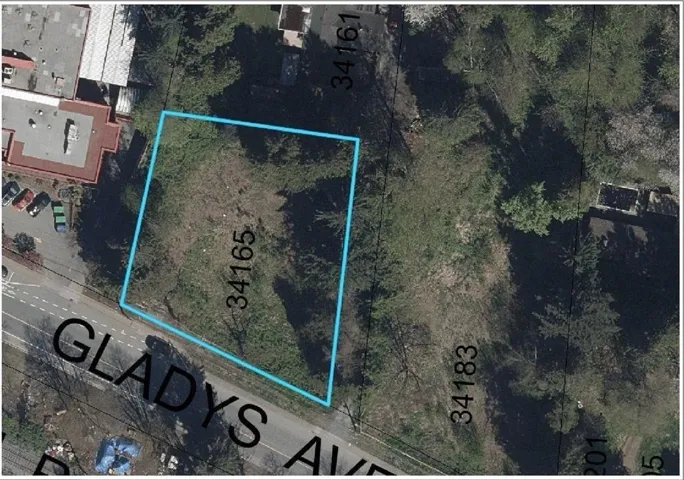 34165 GLADYS AVENUE, Abbotsford, British Columbia V2S2E8