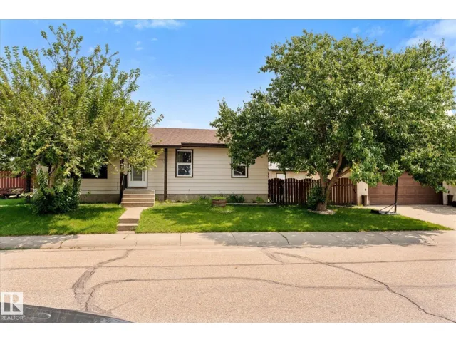 42 MCNABB CR, Stony Plain, Alberta T7Z1G8