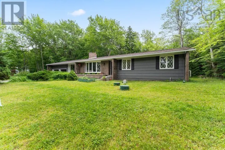 77 Fletcher Drive, Fall River, Nova Scotia B2T1J2