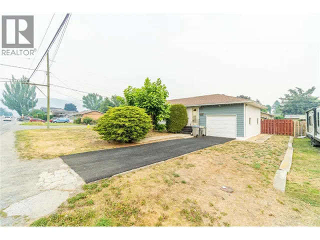 913 Holt Street, Kamloops, British Columbia V2B5G8