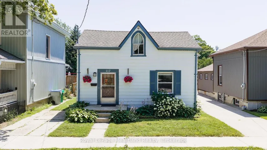 117 QUEBEC STREET, Goderich (Goderich (Town)), Ontario N7A2G6