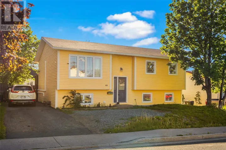 44 Kerry Avenue, Conception Bay South, Newfoundland & Labrador A1X7H6