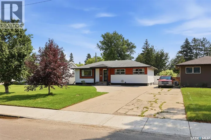 2321 McKinnon AVENUE S, Saskatoon, Saskatchewan S7N1N7