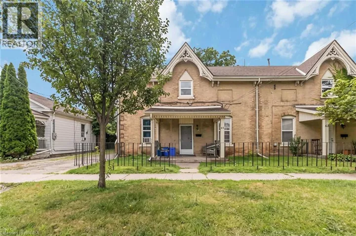 65 EAST Avenue Unit# Upper, Brantford, Ontario N3S3L5