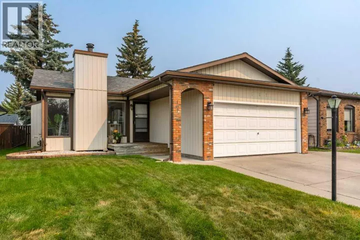 167 Deerpath Court SE, Calgary, Alberta T2J6K9