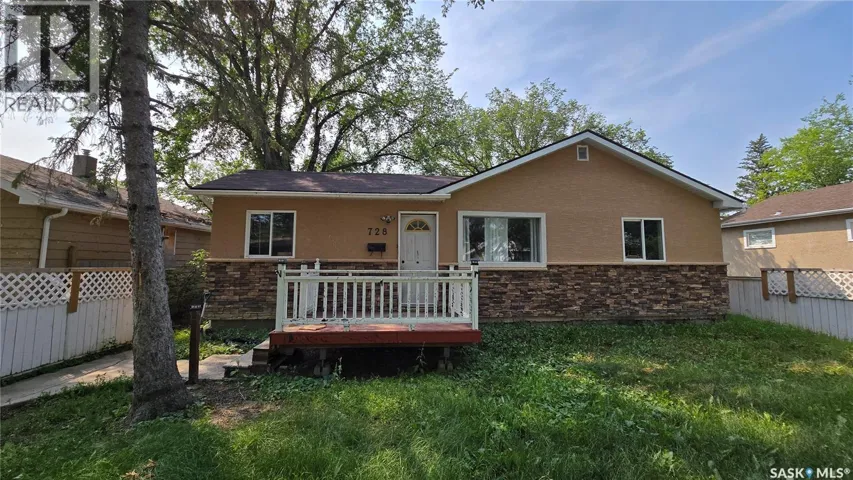 728 ARGYLE STREET, Regina, Saskatchewan S4T3P6
