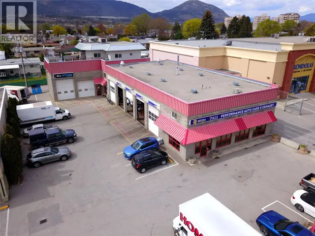 2595 Skaha Lake Road, Penticton, British Columbia V2A6E8