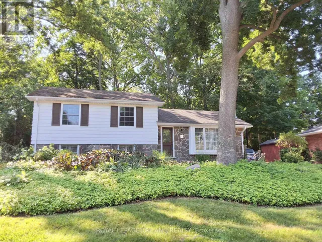 7 BRIARHILL PLACE, London East (East A), Ontario N5Y1P7
