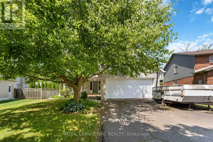 23 WOODSIDE SQUARE, Pelham (Fonthill), Ontario L0S1E4