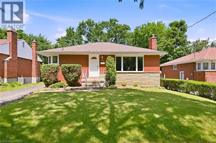 1483 AUGUSTINE Drive, Burlington, Ontario L7P2N1