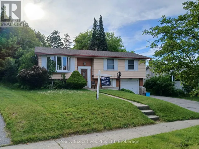 90 WESTERN AVENUE, Guelph (Junction/Onward Willow), Ontario N1H6A8