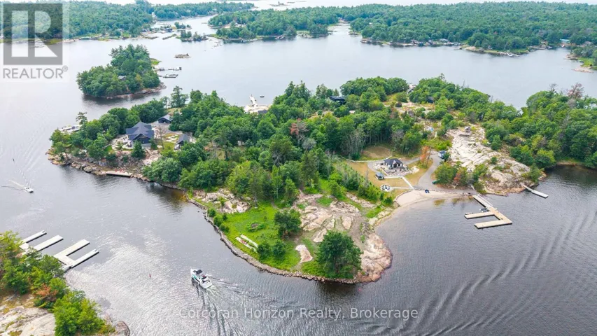 16 ISLAND 810/ROYAL ISLAND, Georgian Bay (Baxter), Ontario P0E1E0