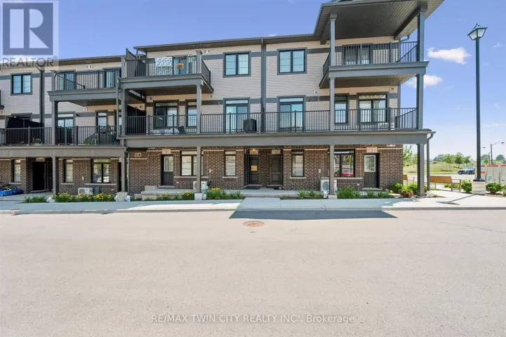8 OAT LANE, Kitchener, Ontario N2R0T1