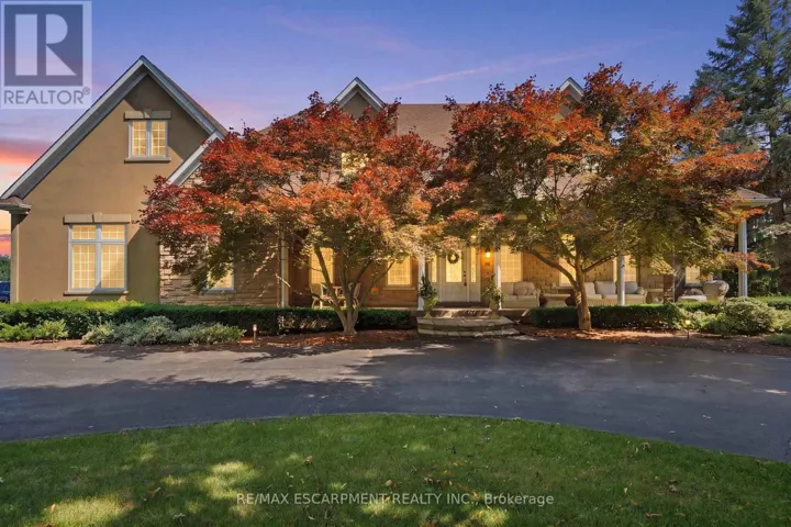 11 PALOMINO DRIVE, Hamilton, Ontario L0R1H3