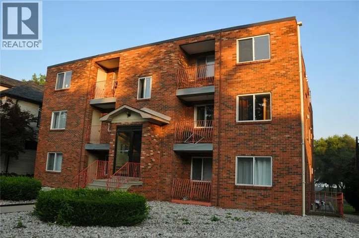3044 SANDWICH Unit# 203, Windsor, Ontario N9C1A4