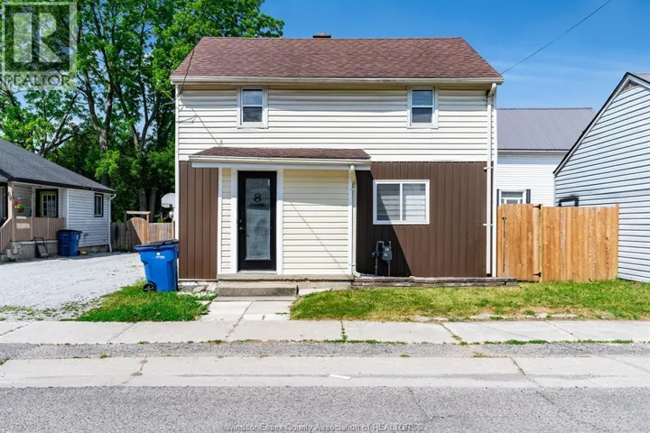 8 Payne STREET, Chatham, Ontario N7M4M9