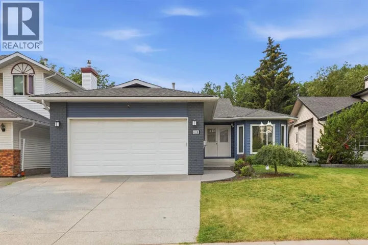 420 Douglasbank Court SE, Calgary, Alberta T2Z1X1
