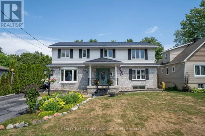120 CAMPBELL AVENUE, North Bay (Ferris), Ontario P1A1V9
