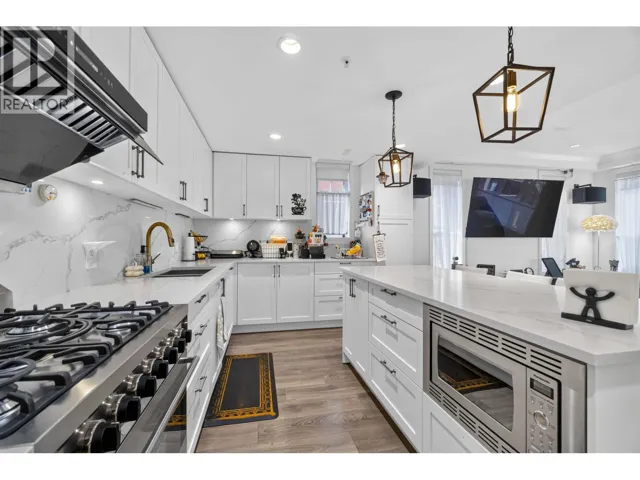 451 W 63RD AVENUE, Vancouver, British Columbia V5X0J1