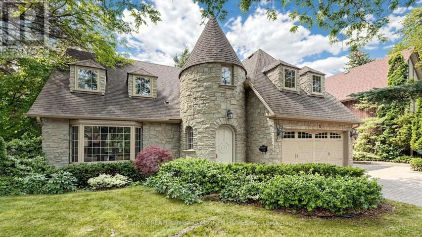 15 SONATA CRESCENT, Toronto (Banbury-Don Mills), Ontario M3B2C3