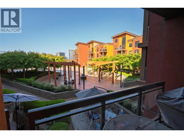 654 COOK Road Unit# 427, Kelowna, British Columbia V1W3G7