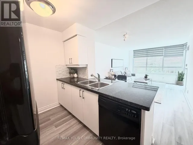 622 - 25 GREENVIEW AVENUE, Toronto (Newtonbrook West), Ontario M2M0A5
